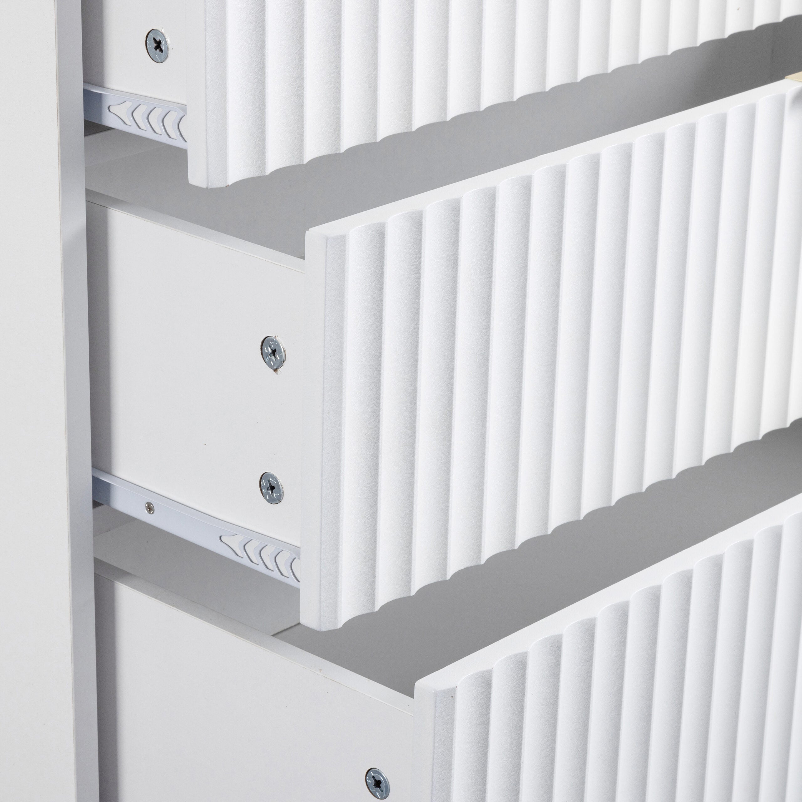 Miami Ridged 3 Drawer Fluted Chest of Drawers